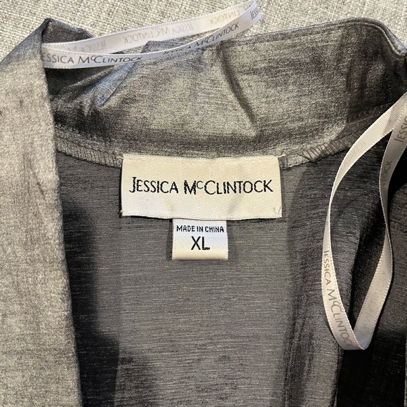 Jessica McClintock silver formal jacket - Picture 3 of 4